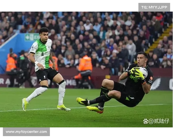 马卡：大马丁离开维拉可能性极小 多重迹象表明他将继续担任球队核心